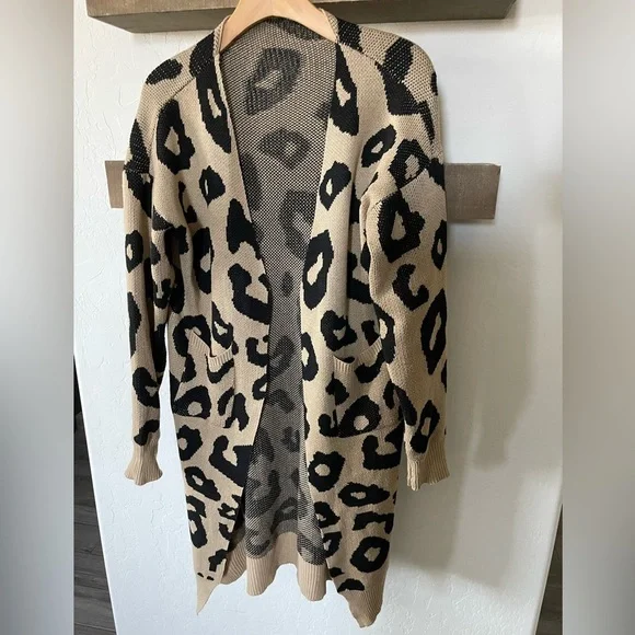 Leopard print| Long Line, open front knit cardigan, size S/M•••Cotton blend 🫶🏻 - Picture 9 of 11